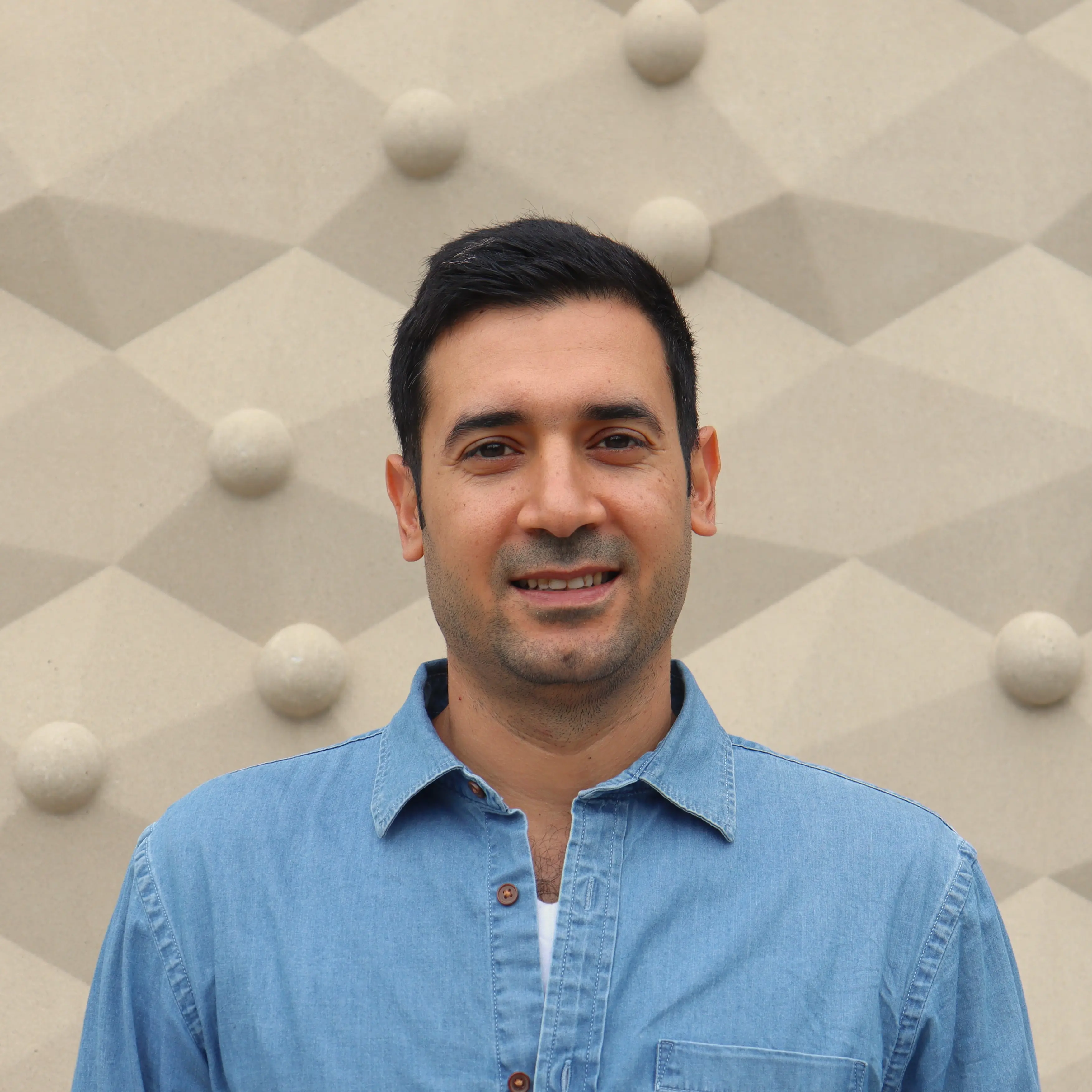 behrooz daneshian